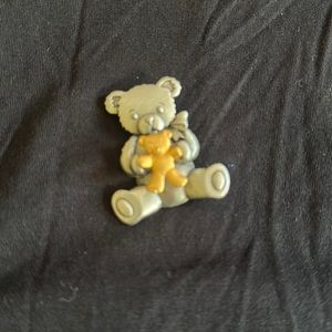 Dual colour two teddy bear pin